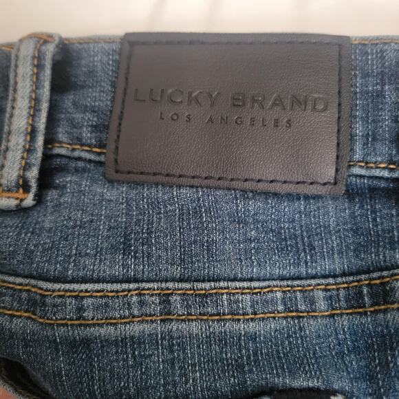 Lucky Brand Men's Jeans Style 181 Size 40/30 Relaxed Straight Mid Wash Classic - Picture 6 of 9